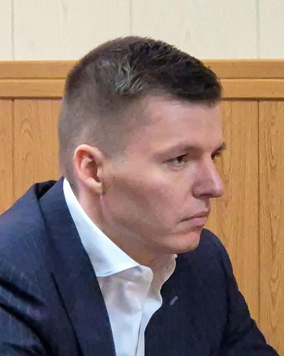 Онкобольная блогер Лерчек попросила суд о снисхождении к бывшему мужу. Блогер Валерия Чекалина, рассмотрение дела которой приостановили на фоне подтверждённого онкозаболевания, попросила суд проявить милосердие и к её бывшему супругу