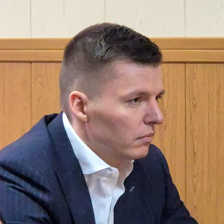 Онкобольная блогер Лерчек попросила суд о снисхождении к бывшему мужу. Блогер Валерия Чекалина, рассмотрение дела которой приостановили на фоне подтверждённого онкозаболевания, попросила суд проявить милосердие и к её бывшему супругу