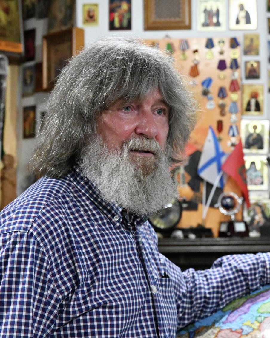 Путешественник Фёдор Конюхов заявил, что Путин является романтиком и мечтателем. Участник пяти кругосветных плаваний Фёдор Конюхов дал свою характеристику российскому президенту Владимиру Путину. Он также подчеркнул желание политика вернуть русские имена на карту