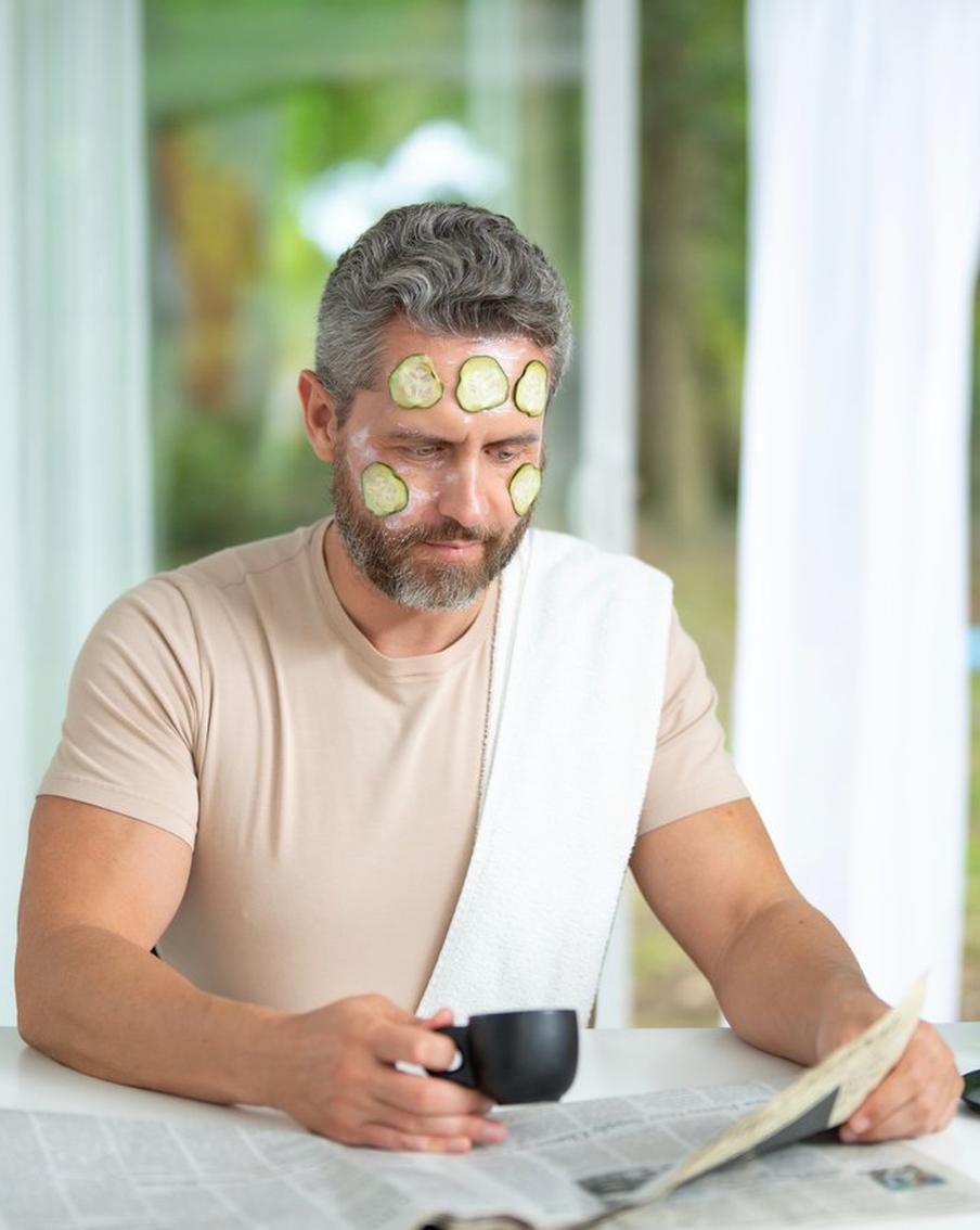 Биохакинг вместо таблетки от старости: как работает модное направление и в чём его суть