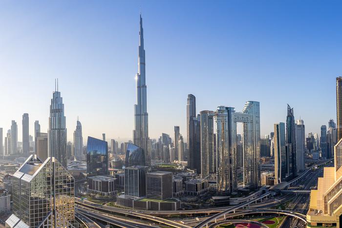 Работающие в ОАЭ иностранцы всё чаще выбирают Швейцарию в качестве места переезда из-за конфликта США и Ирана