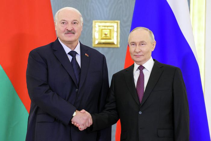 Лукашенко подтвердил участие в параде на День Победы в Москве