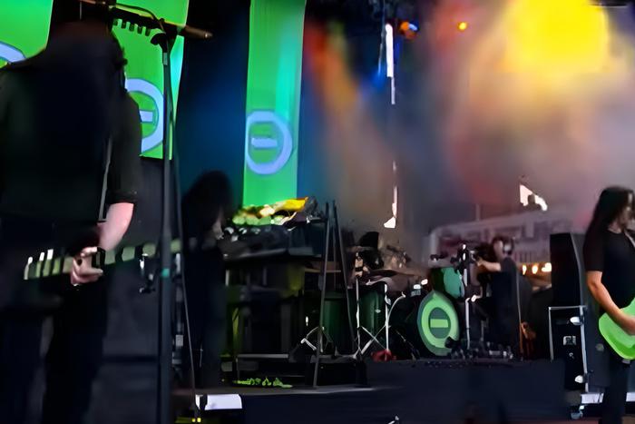 ТикТок полюбил эстетику готов: кто и почему завирусился у подростков в соцсети