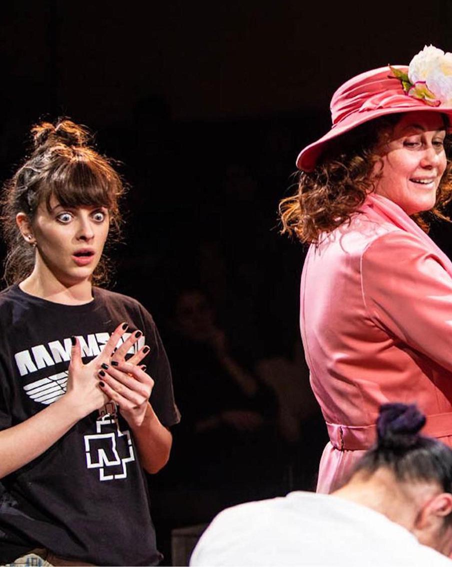 Изучаем пернатых Москвы, худеем к лету и отмечаем День рок-н-ролла