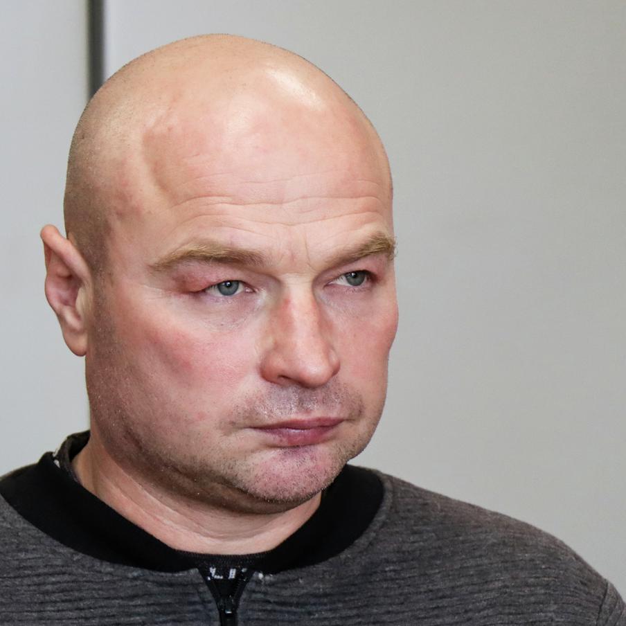 Выживший после двух месяцев дрейфа в море Пичугин получил 3 года принудработ. Октябрьский районный суд Улан-Удэ признал Михаила Пичугина виновным в нарушении правил эксплуатации судна, повлёкшем гибель брата и племянника. Мать погибших просила не наказывать сына строго