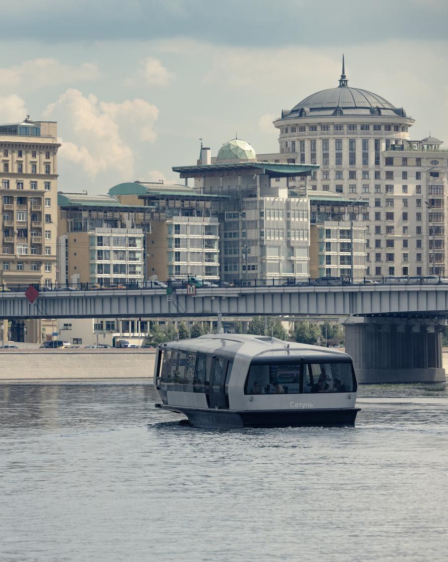 Лекции по медиаграмотности и искусственному интеллекту прочтут на столичных речных электросудах