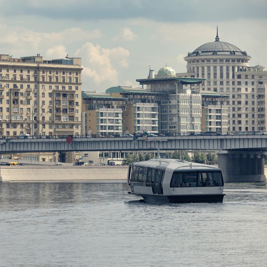 Лекции по медиаграмотности и искусственному интеллекту прочтут на столичных речных электросудах. ГКУ "Организатор перевозок" (Департамент транспорта Москвы) и Президентская академия запускают образовательный проект по актуальным трендам медиаграмотности, современным коммуникациям и развитию личного бренда