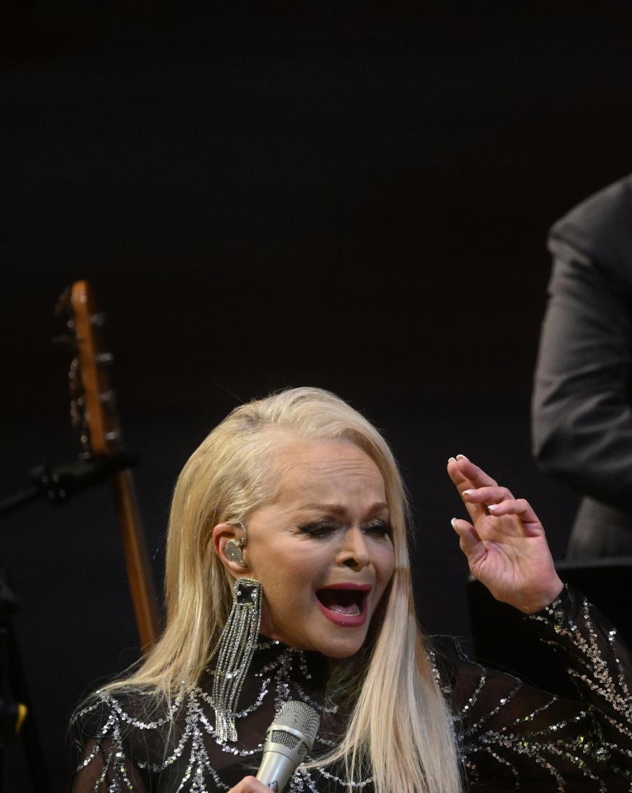 "Захотела от него родить": Лариса Долина разоткровенничалась о своём зяте