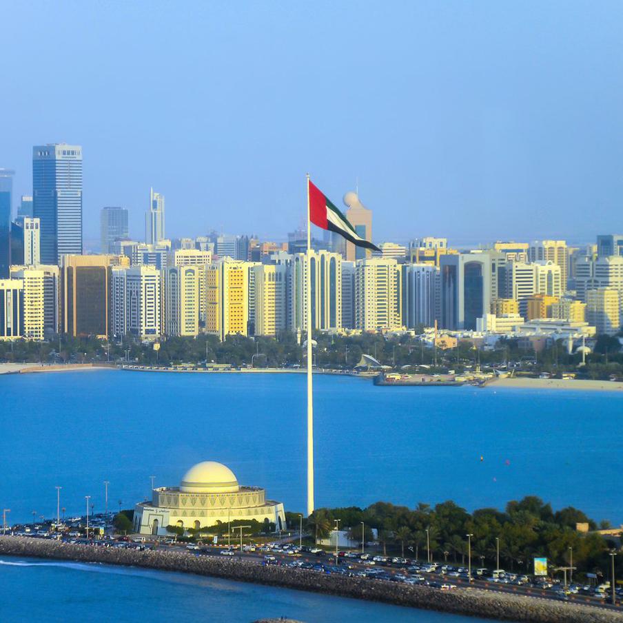 МИД сообщил об одной пострадавшей россиянке в ходе конфликта на Ближнем Востоке. Женщина, проживающая в ОАЭ, обратилась за медпомощью после инцидента со сбитым беспилотником в Абу-Даби. В ведомстве заверили, что её состояние не вызывает опасений