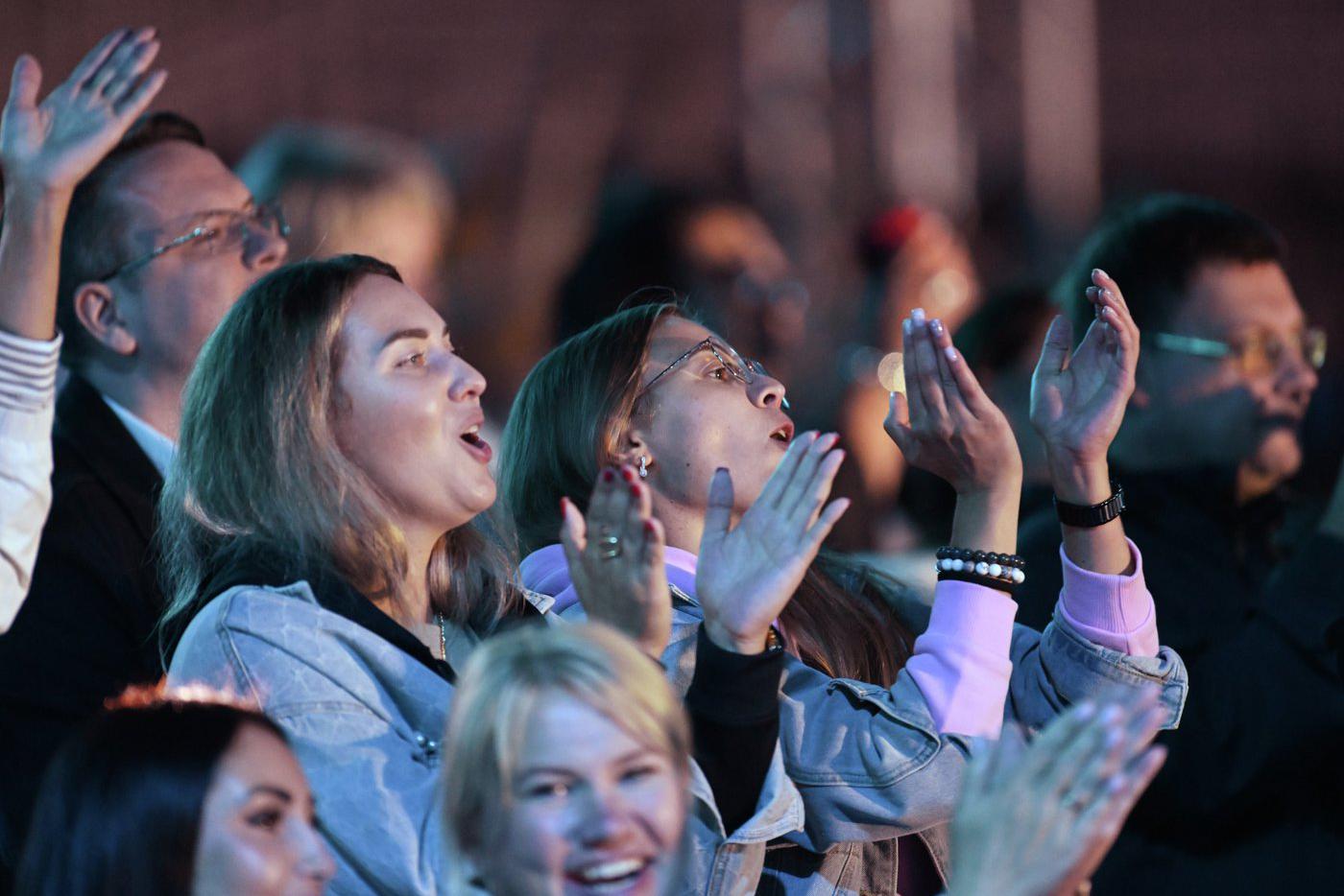 Опять не в Сочи: объявлены даты и место проведения конкурса "Новая волна"