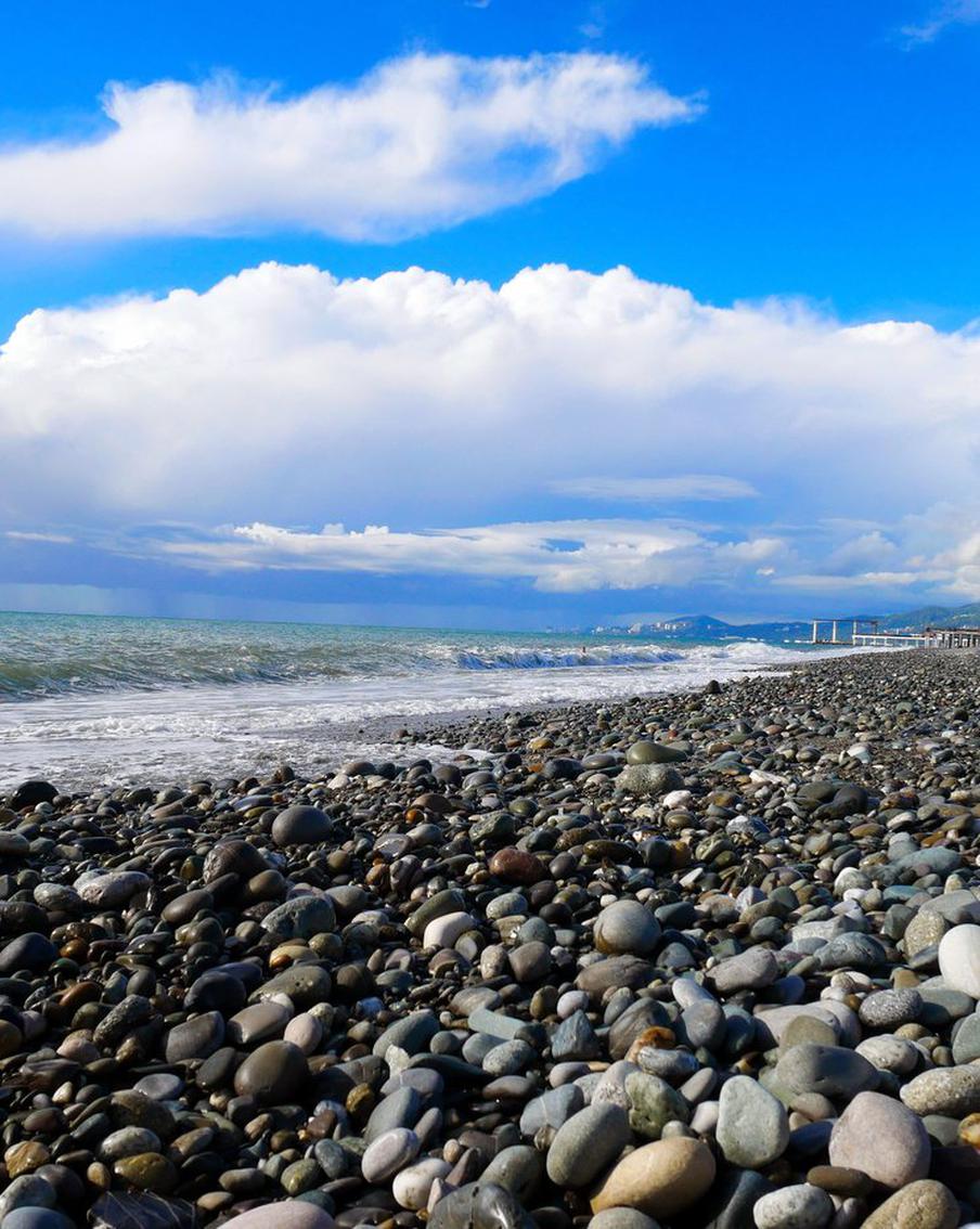 Минэк прогнозирует рост турпотока в РФ летом 2026 года до 48 млн поездок. Министр экономического развития Максим Решетников заявил, что по сравнению с прошлым летом число путешествий по стране увеличится на 4%. Власти рассчитывают на позитивную динамику в туристической отрасли