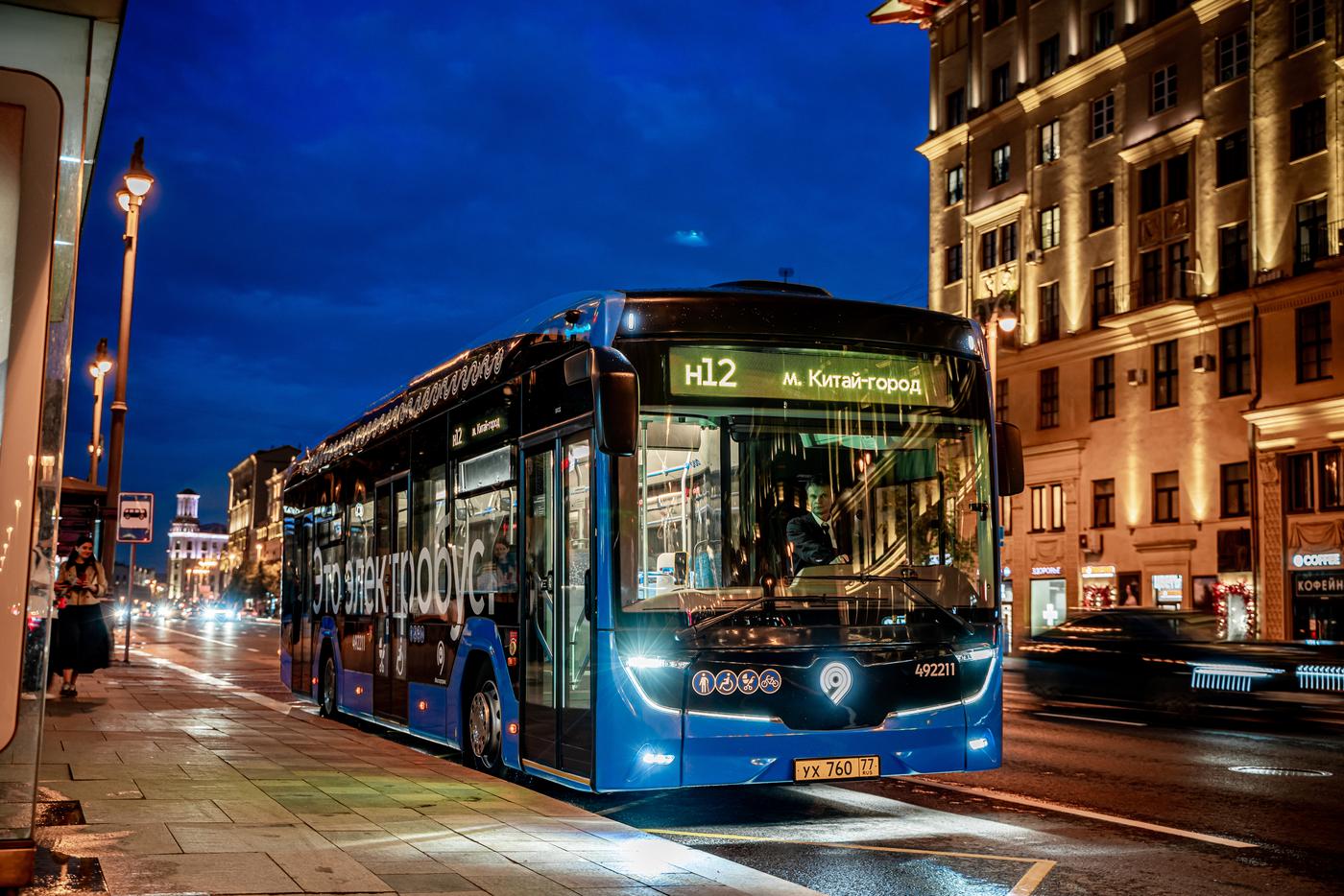 Около 100 тыс. поездок на московском транспорте совершили пассажиры в пасхальную ночь