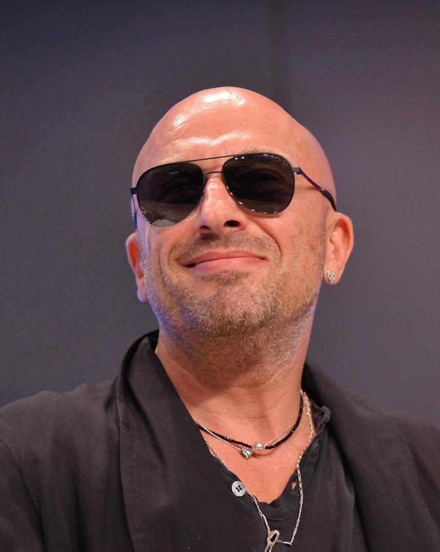 Дмитрий Нагиев пробует себя в роли наставника и гуру, но стоят его советы крайне дорого