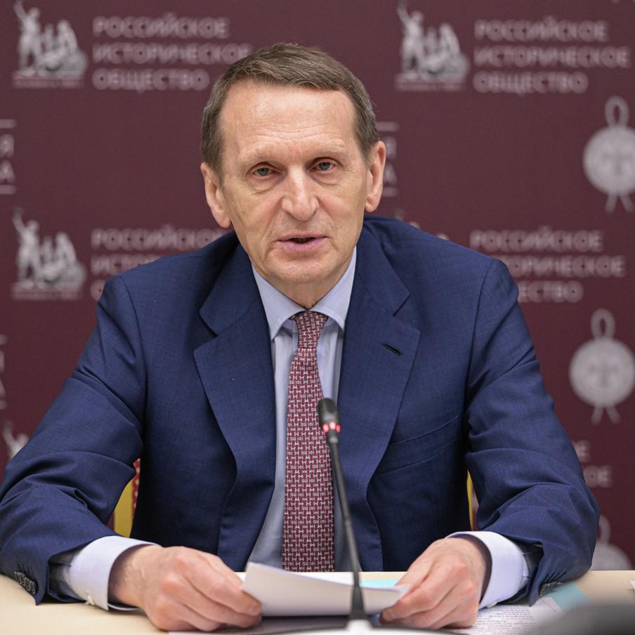 Нарышкин назвал обстановку на границе Союзного государства очень напряжённой. Глава СВР России Сергей Нарышкин заявил об усиленной милитаризации экономики и военном строительстве в Прибалтике и Польше. Он сравнил нынешнюю ситуацию с периодом перед Второй мировой войной