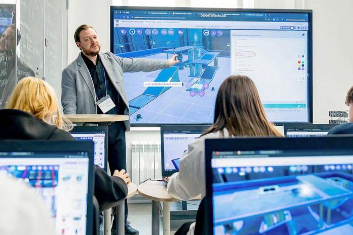 Собянин: Московские педагоги осваивают использование ИИ в учебном процессе