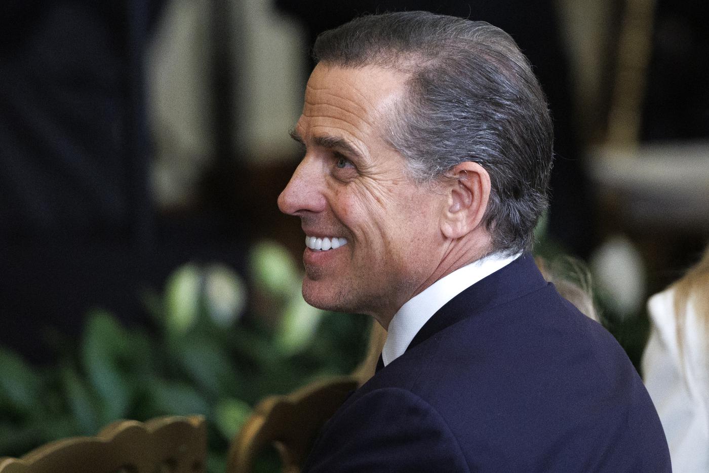 Хантер Байден скрывается от уплаты долгов на более чем $20 млн