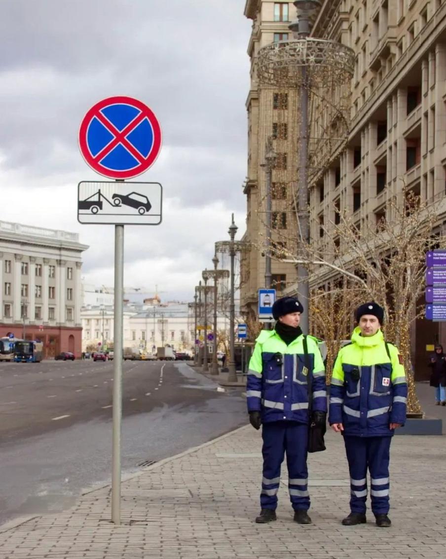 В пяти административных округах Москвы снизилось количество нарушений правил парковки