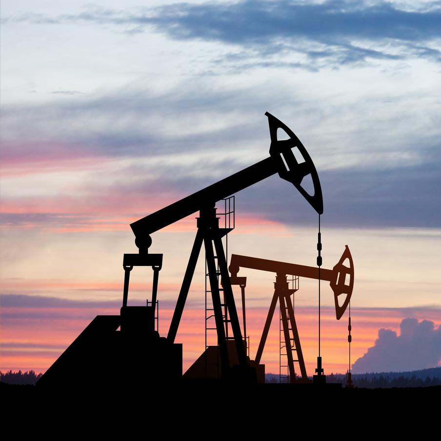 Цены на нефть снизились на фоне перемирия между Ливаном и Израилем. Эксперты отмечают, что в марте цены на чёрное золото возросли на 50%, достигнув рекордной отметки, и только недавно они снизились ниже 100 долларов за баррель в связи с переговорами между США и Ираном