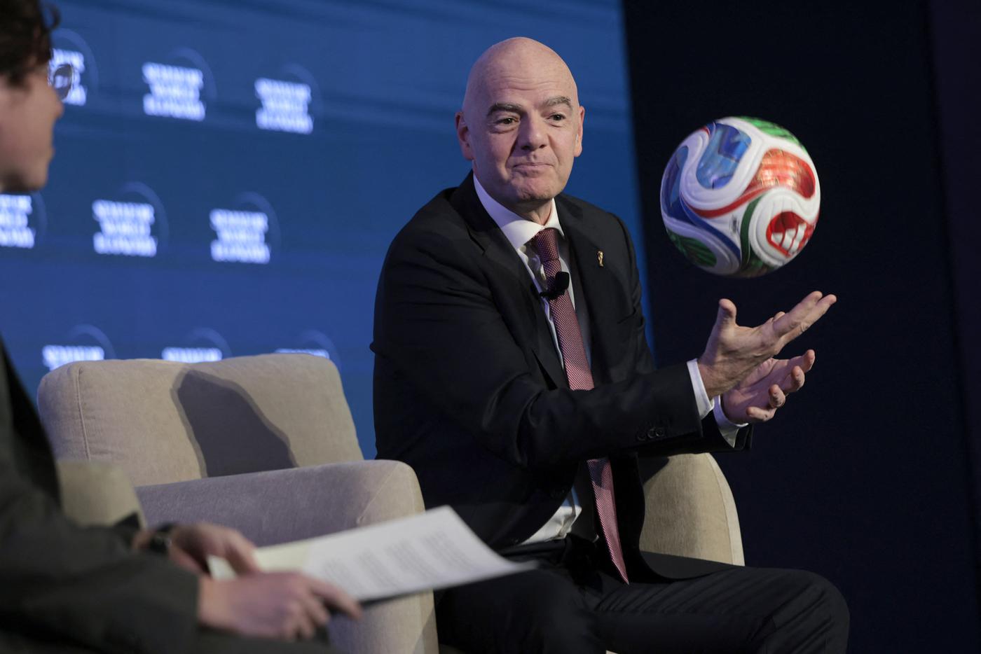 Президент ФИФА объявил о необычном нововведении на следующем чемпионате