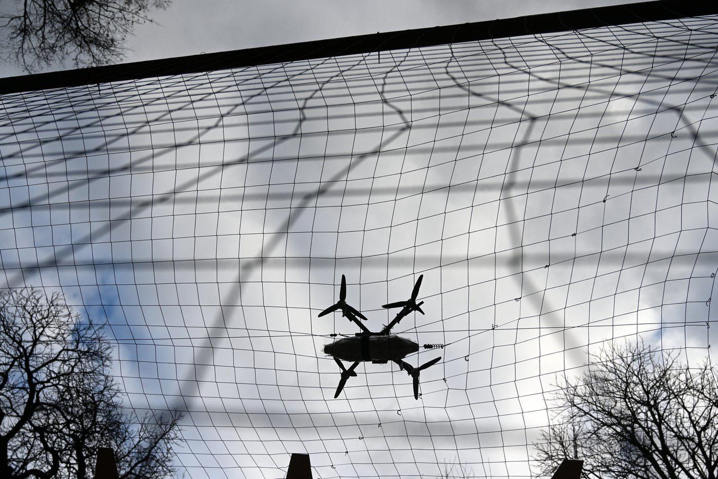 Российские разработчики представили новую антидроновую сеть с Z-образной ячейкой