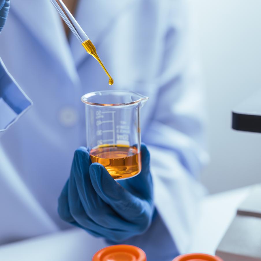 Из-за кризиса на Ближнем Востоке Япония всё острее испытывает дефицит нафты. Японские промышленники сталкиваются с нехваткой нафты из-за продолжающегося кризиса на Ближнем Востоке. При этом премьер-министр страны уверяет, что запасов нефтепродуктов хватит на четыре месяца