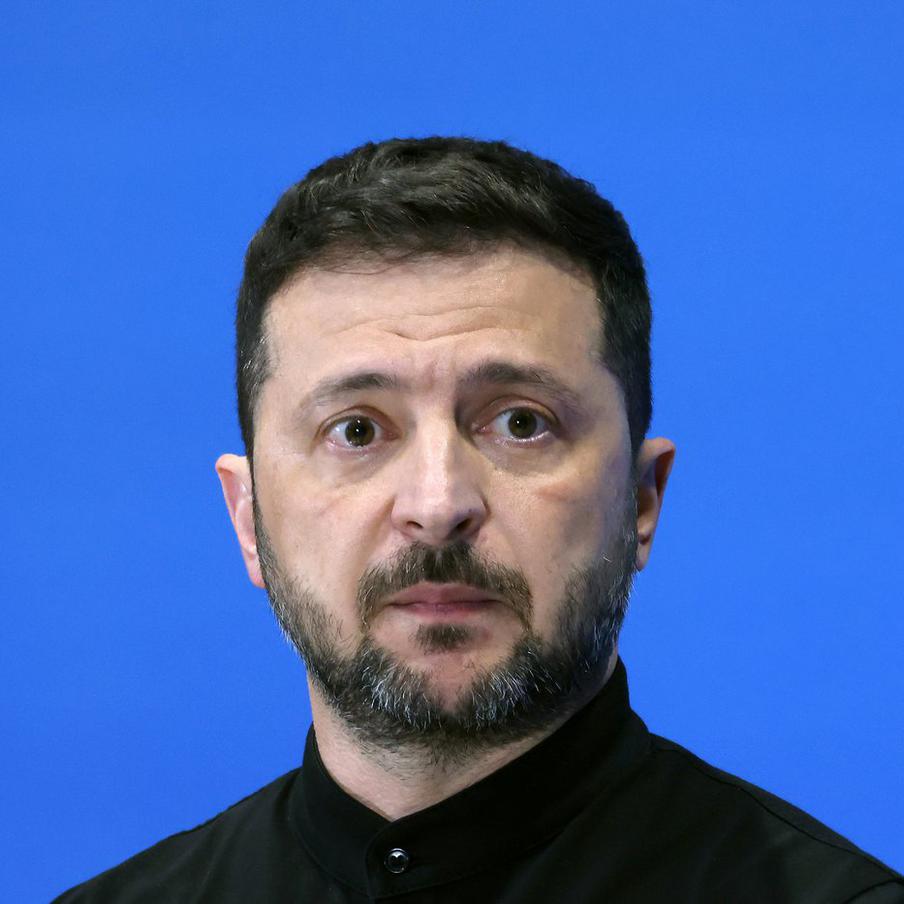 Бывшая сотрудница Зеленского рассказала о царящем на Украине хаосе. Работавшая ранее пресс-секретарём украинского президента Юлия Мендель рассказала о хаосе в стране на фоне мобилизации и роста недоверия к правительству