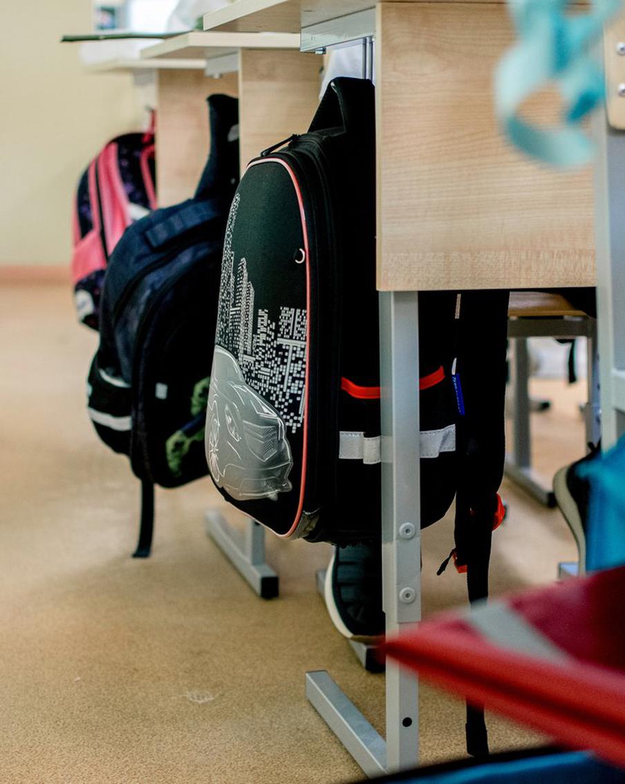 В Минпросвещения РФ заявили об отсутствии необходимости продлевать учебный год. Профильное министерство отвергло идею о возможном продлении учебного года в российских школах за счёт появления "пятой четверти"