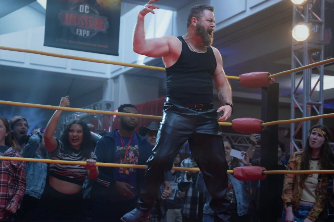 Отец Марго Джинкс (Ник Офферман) оказывается не только умелой нянькой, но и хорошим советчиком.