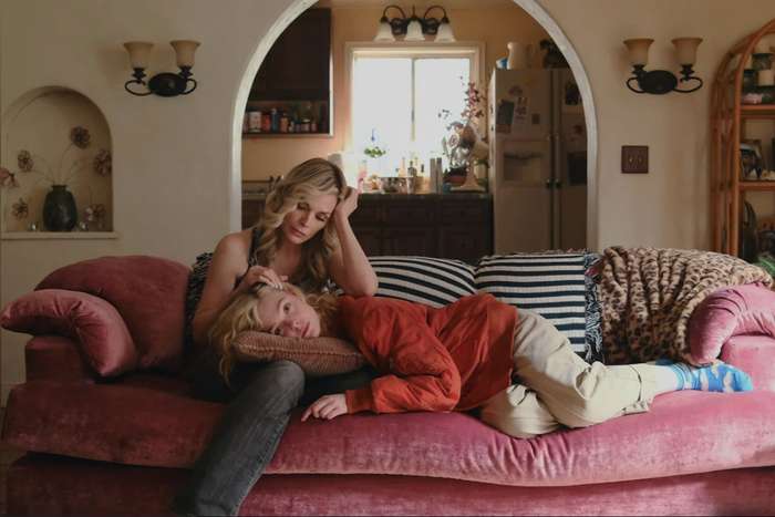 "У Марго проблемы с деньгами": Эль Фаннинг решает финансовый вопрос через OnlyFans