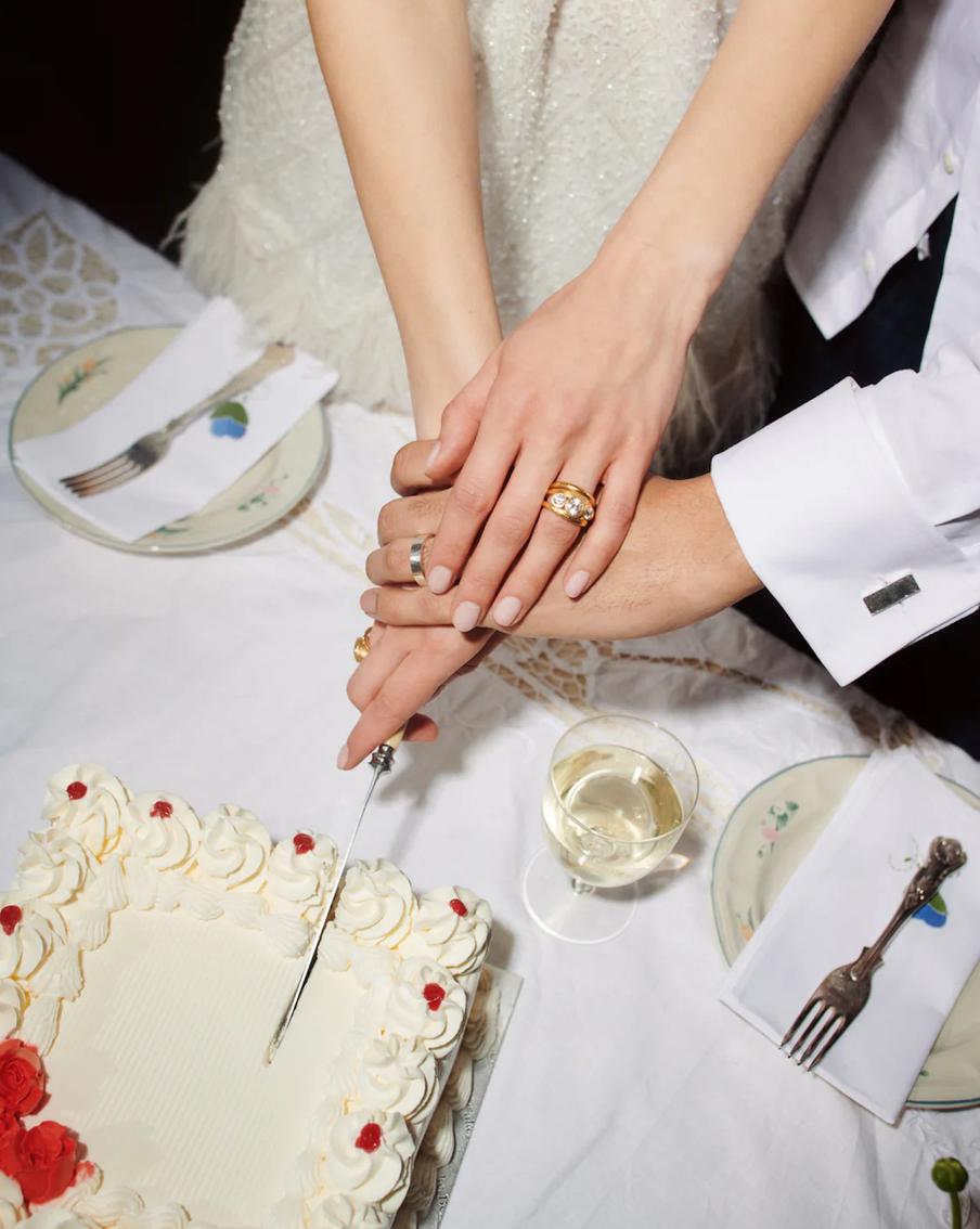 Смело давайте новую жизнь винтажным семейным украшениям.