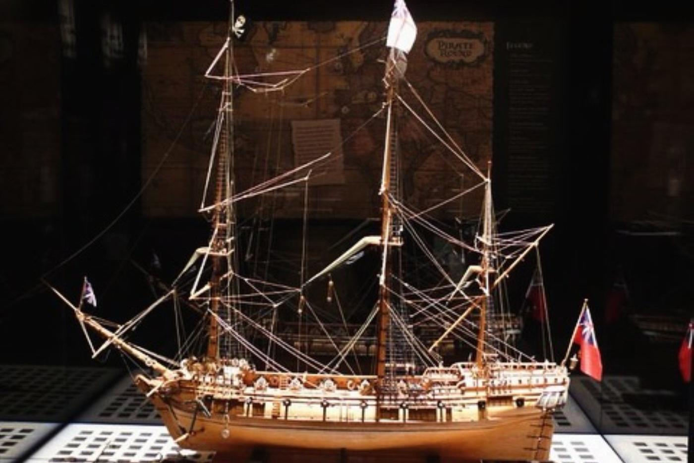 Модель "Уиды" — парусного корабля, который изначально использовался для перевозки рабов.