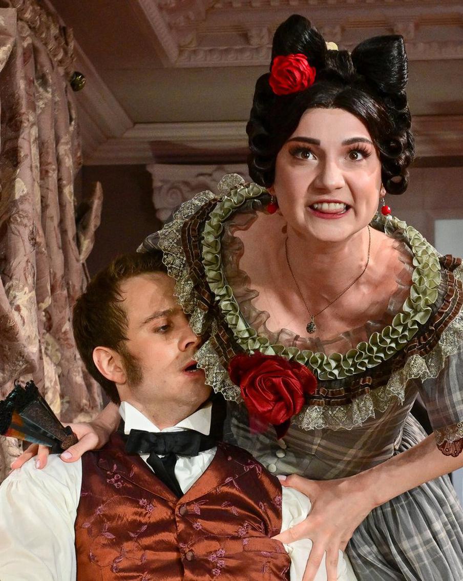 В "Табакерке" разрывают на части "Нежное сердце". В Театре Олега Табакова премьера — водевиль по пьесе Соллогуба