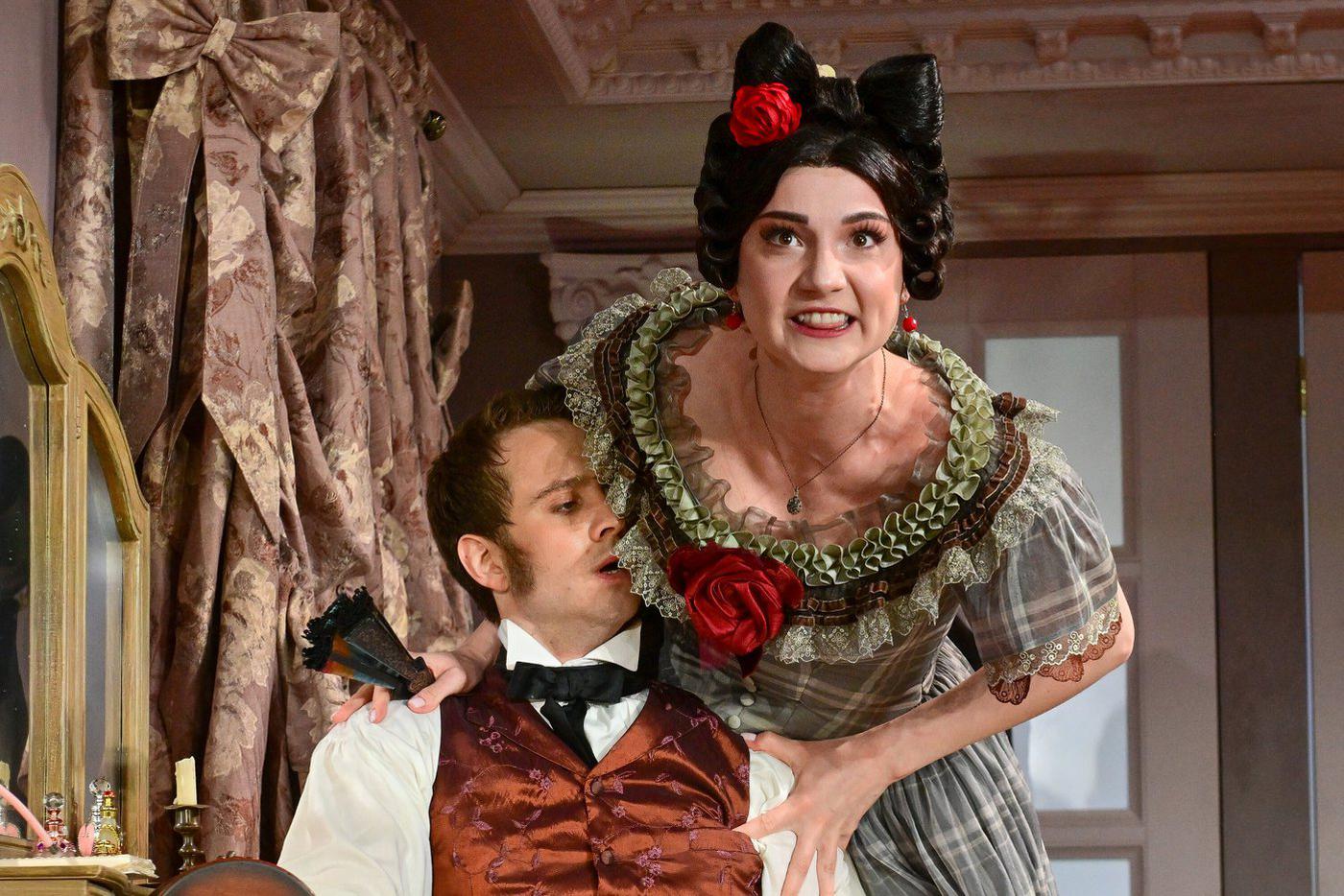 В "Табакерке" разрывают на части "Нежное сердце". В Театре Олега Табакова премьера — водевиль по пьесе Соллогуба