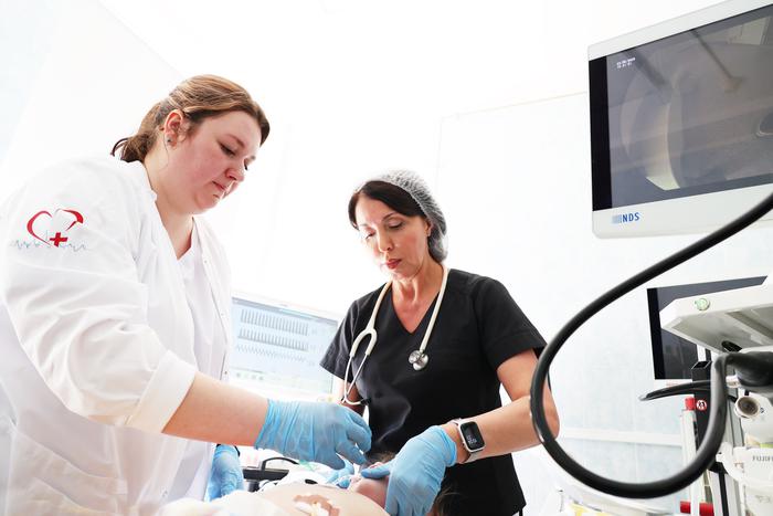 Родитель рядом: как проходят эндоскопические обследования детей в Москве