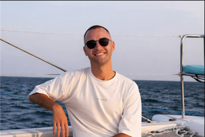 Минаев и "Ак Барс" забрали его лицо: как блогер Алексей случайно стал мемом