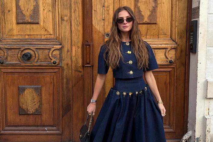 Женственный тренд сезона: жакет с коротким рукавом и юбка