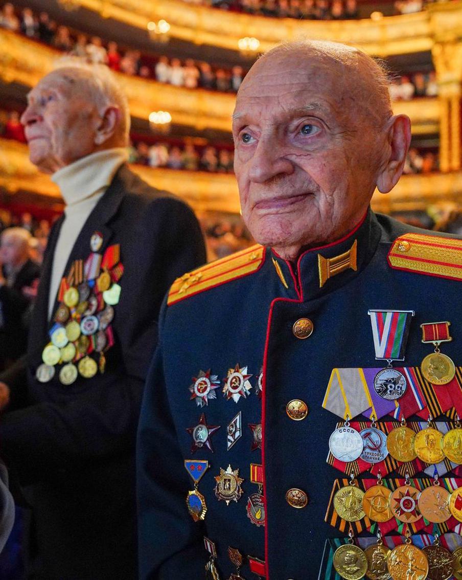 Мэр Москвы рассказал, как город поддерживает ветеранов ВОВ