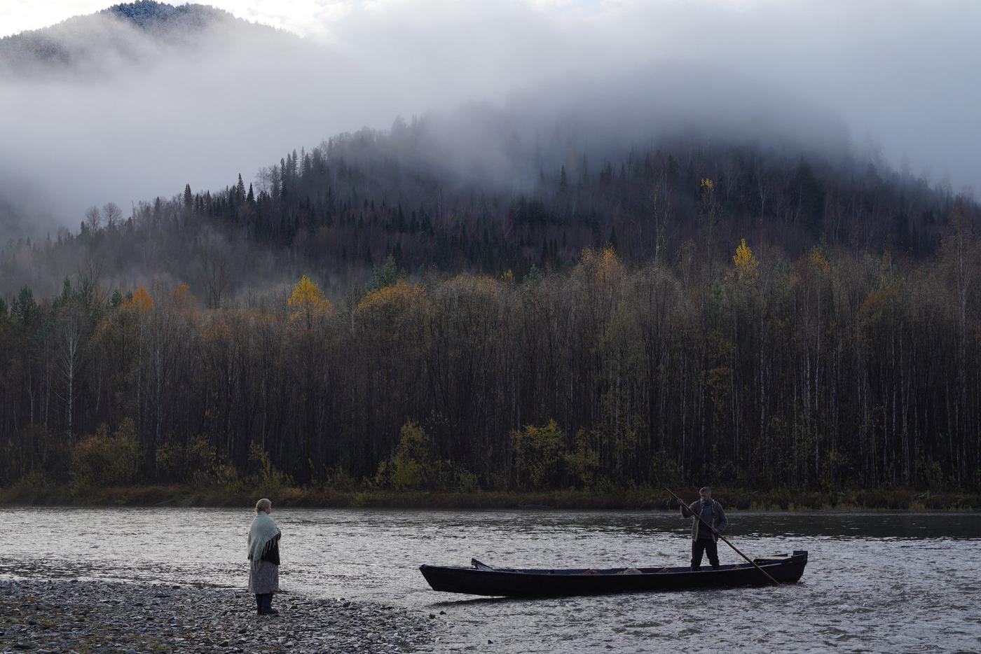 Зрителям нужен "Отец", а критикам – "Падение": объявили первые итоги 48-го ММКФ