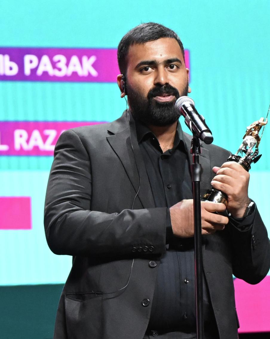 Жюри 48-го ММКФ охватила "Страсть": кто ещё взял награды на кинофоруме. В Москве наградили лучших, по мнению жюри 2026 года, кинематографистов из России, Европы, Латинской Америки и стран Азии