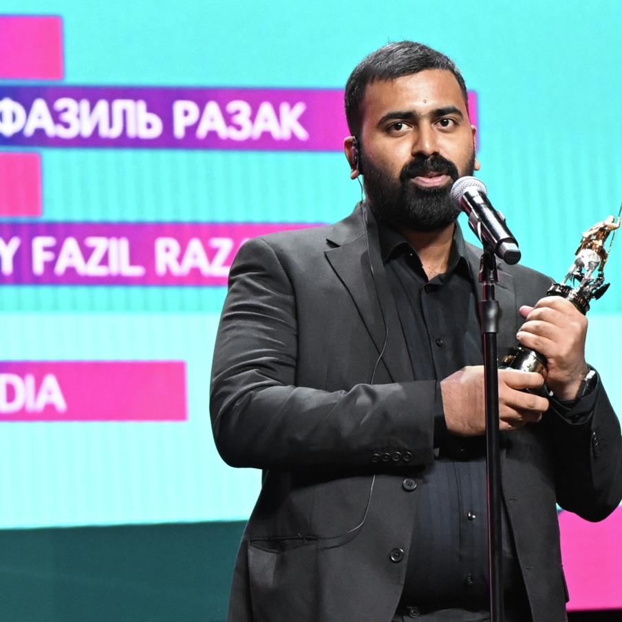 Жюри 48-го ММКФ охватила "Страсть": кто ещё взял награды на кинофоруме. В Москве наградили лучших, по мнению жюри 2026 года, кинематографистов из России, Европы, Латинской Америки и стран Азии