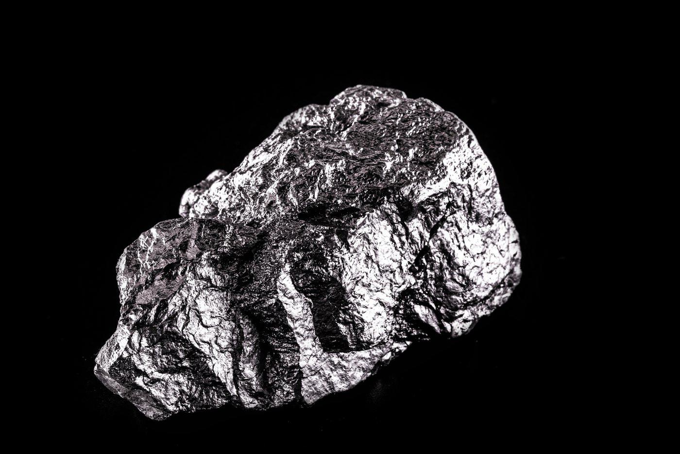 Назван самый дорогой природный металл в мире