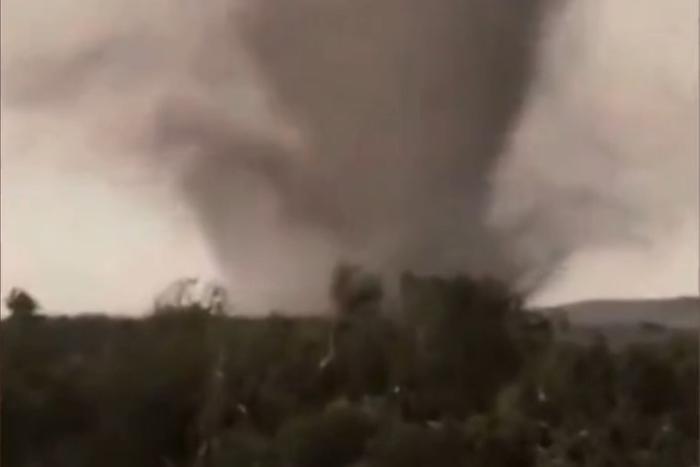 Торнадо чуть не уничтожил военную базу и город в США