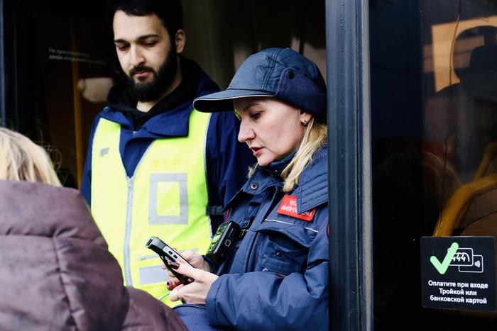 В Москве 174 нарушителя получили штраф за безбилетный проезд в городском транспорте