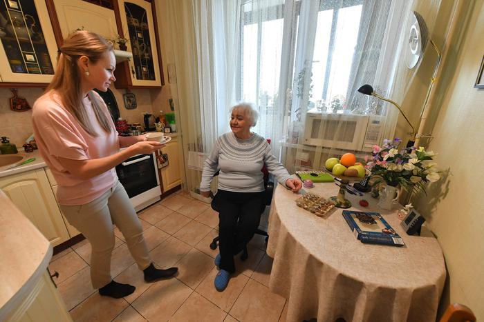 Сергей Собянин рассказал о новом стандарте надомного обслуживания москвичей