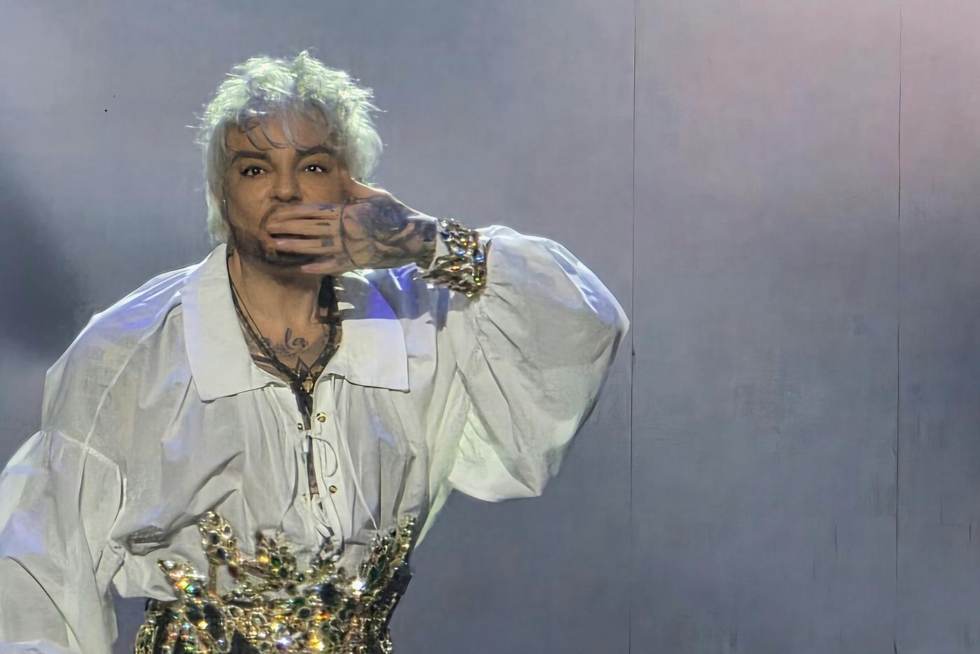 Филипп Киркоров на концерте в БКЗ "Октябрьский". 