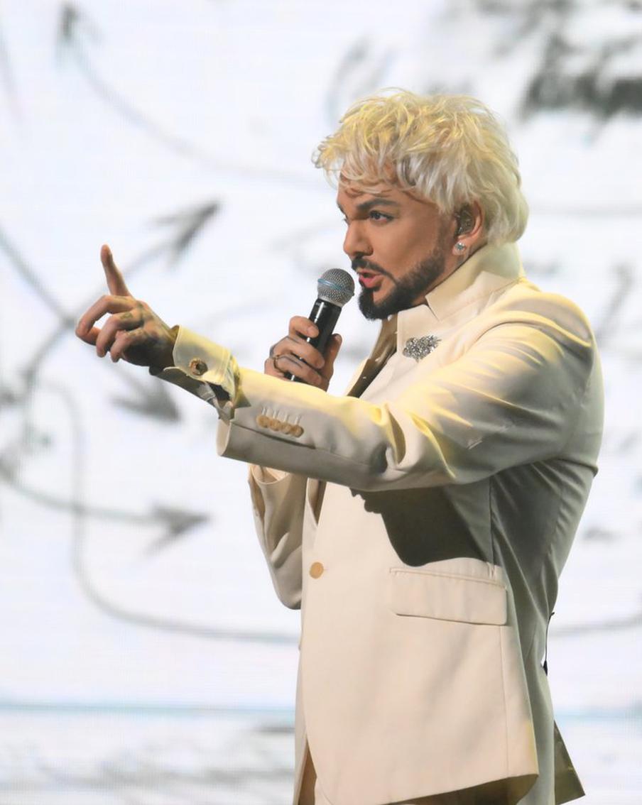 "Не устраивай траур": 58-летний Филипп Киркоров со слезами на глазах огласил завещание