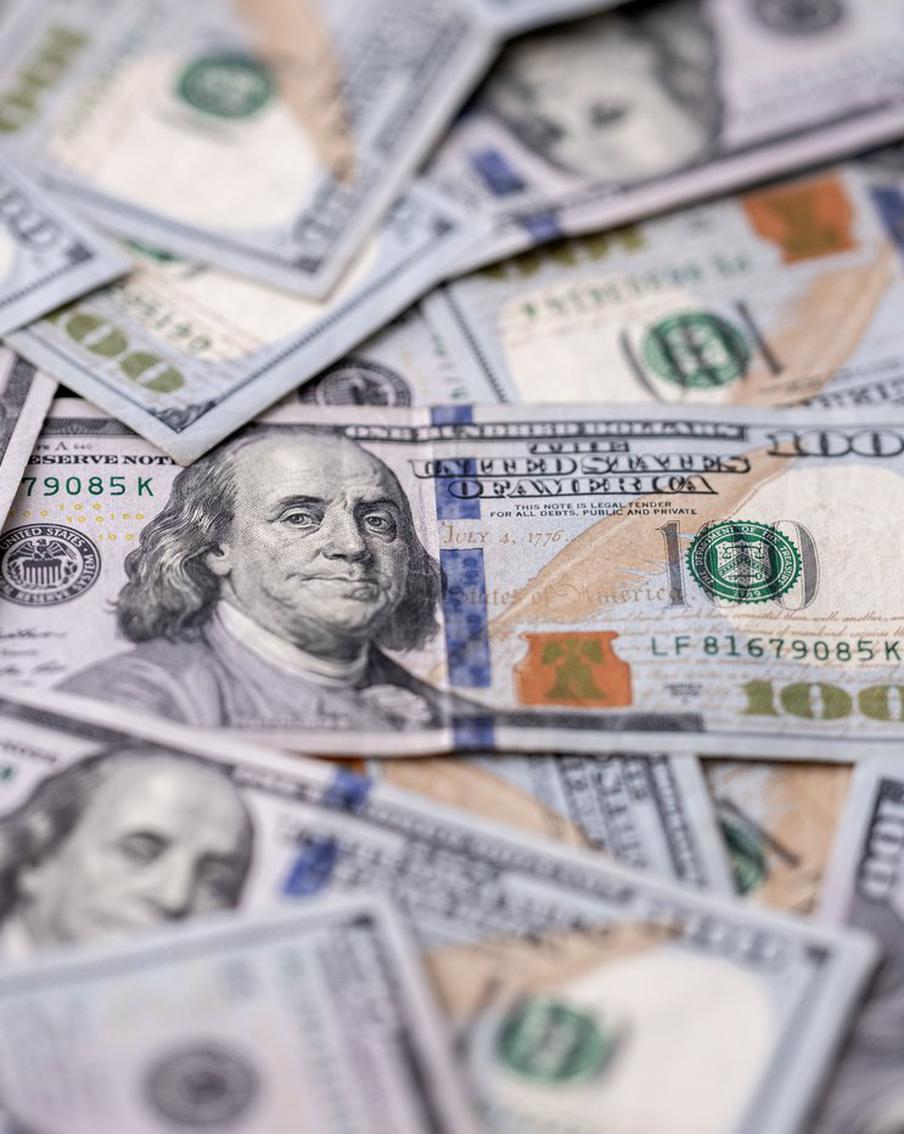 Траты армии США в Иране обрекли Вашингтон на дефицит военного бюджета. Запланированный до начала войны в Иране военный бюджет США на следующий год не сможет в полной мере покрыть возникший из-за боевых действий дефицит