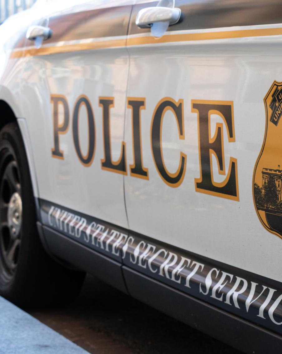 Стала известна личность планировавшего нападение на Дональда Трампа стрелка. Раскрыта личность человека, предположительно планировавшего совершить покушение на Дональда Трампа в одном из отелей Вашингтона. Им является 31-летний житель Калифорнии