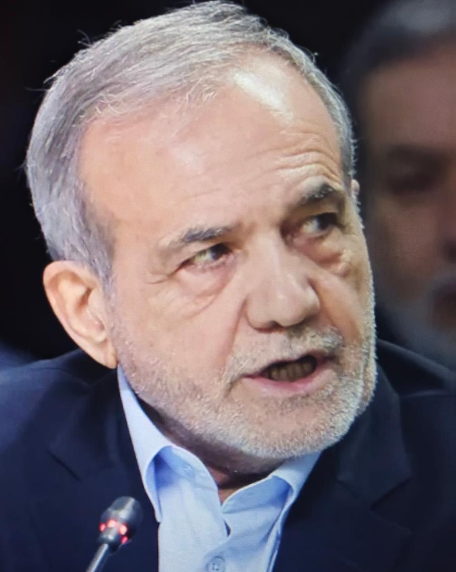 Власти Ирана рассказали, на каких условиях возобновят мирные переговоры с США. Иранские власти назвали условия, на которых Тегеран будет готов возобновить переговоры с американскими властями. Ранее запланированная встреча делегаций США и Ирана в Пакистане была отменена