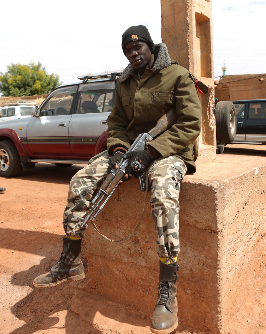 Повстанцы-туареги заявили о захвате города Кидаль на севере Мали. Сепаратистское движение "Фронт освобождения Азавада" утверждает о захвате находящегося на севере Мали города Кидаль. Также оно взяло ответственность за атаки на военные базы правительства